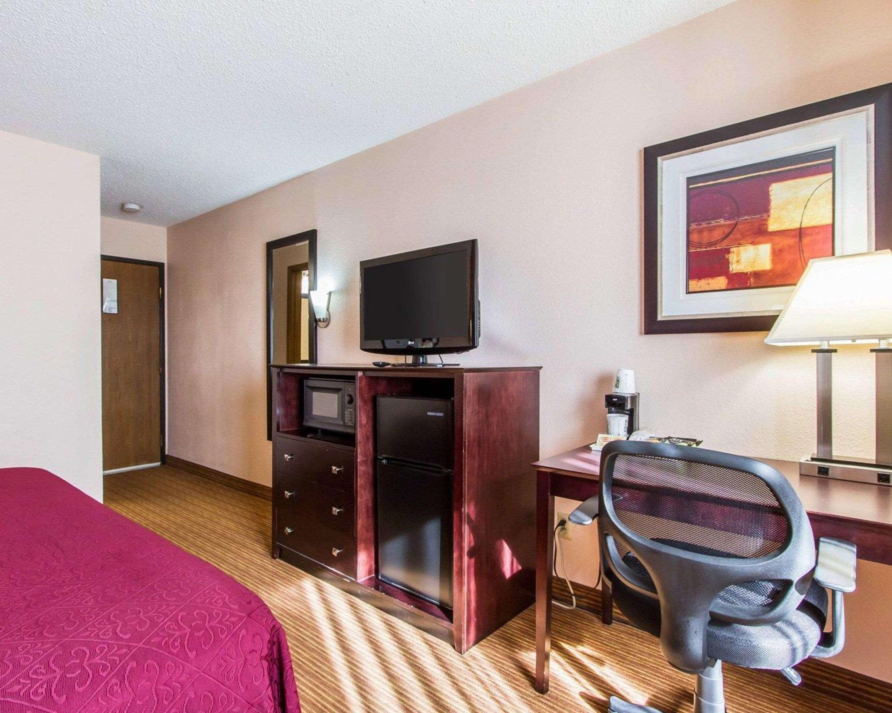 Quality Inn & Suites Ottumwa North Екстер'єр фото