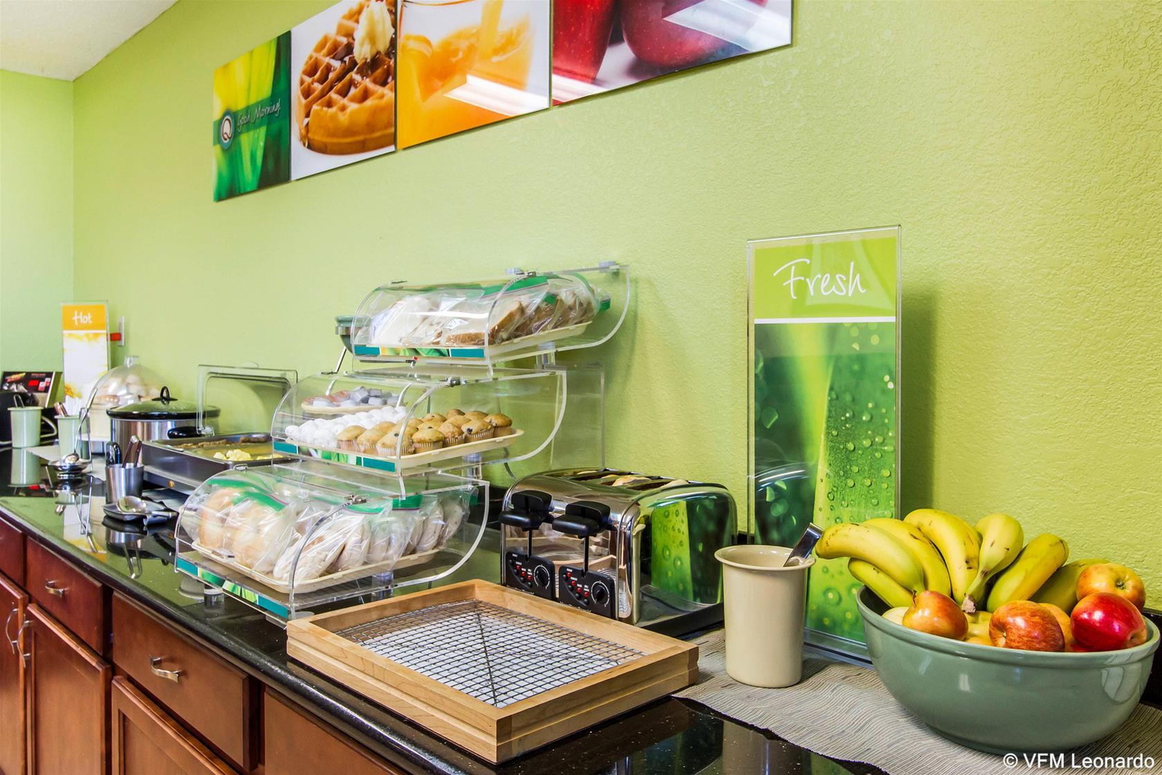 Quality Inn & Suites Ottumwa North Екстер'єр фото