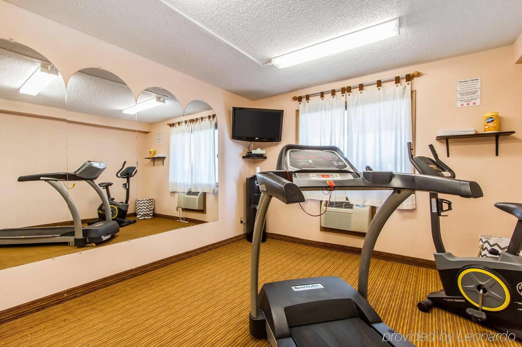 Quality Inn & Suites Ottumwa North Екстер'єр фото